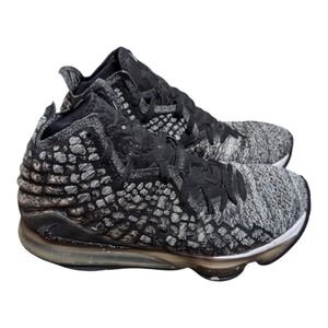 Nike LeBron 17 In The Arena Oreo Black White EUC Mens Size 12